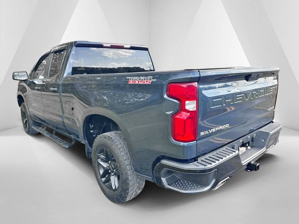 Used 2019 Chevrolet Silverado 1500 Custom Trail Boss w/ Custom Convenience Package AWD/4WD image 5