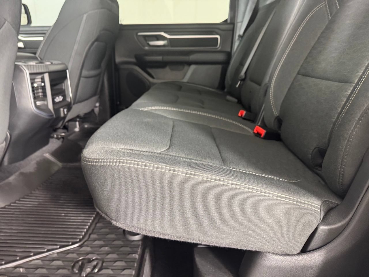Used 2025 RAM 1500 Big Horn AWD/4WD image 34