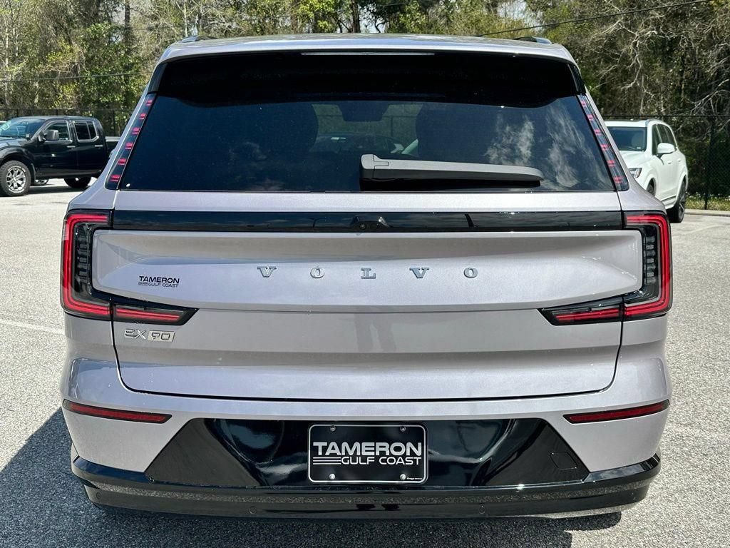 New 2026 Volvo EX90 Plus RWD image 3