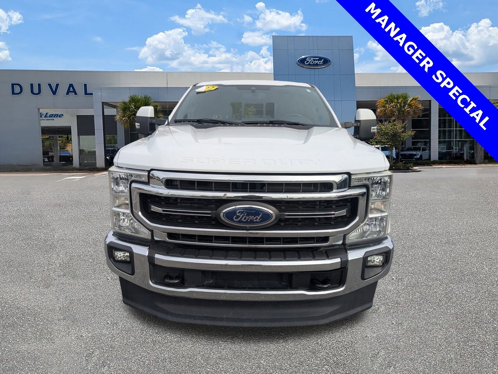Used 2022 Ford F350 Lariat image 9