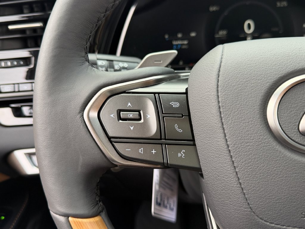 New 2026 Lexus RX 350h AWD/4WD image 16