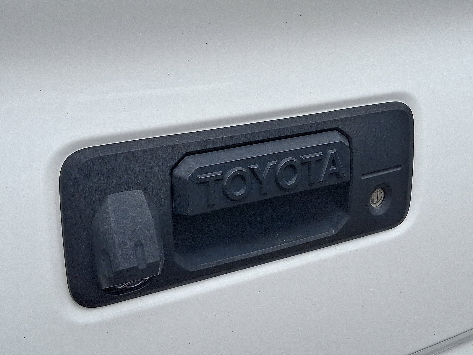 Used 2023 Toyota Tacoma TRD Off-Road w/ TRD Premium Off Road Package AWD/4WD image 31
