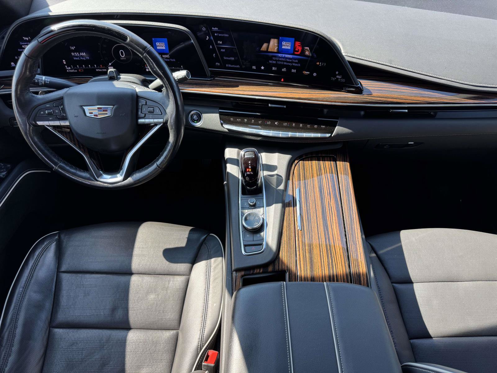 Certified 2023 Cadillac Escalade Premium Luxury w/ LPO, Floor Liner Package AWD/4WD image 15
