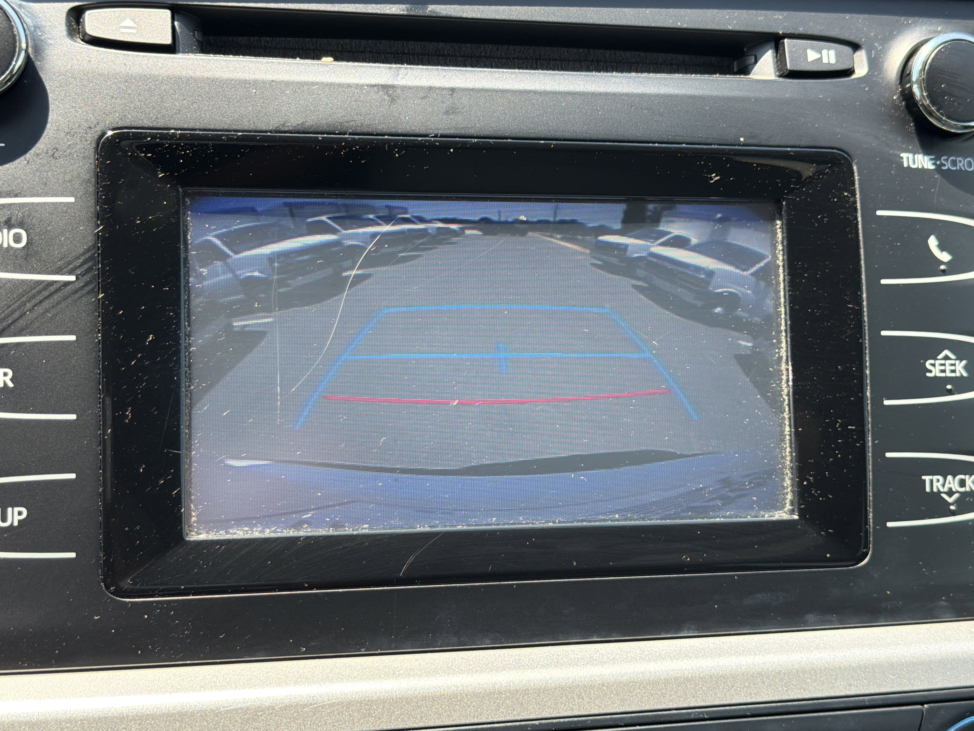 Used 2016 Toyota Highlander Plus FWD image 24