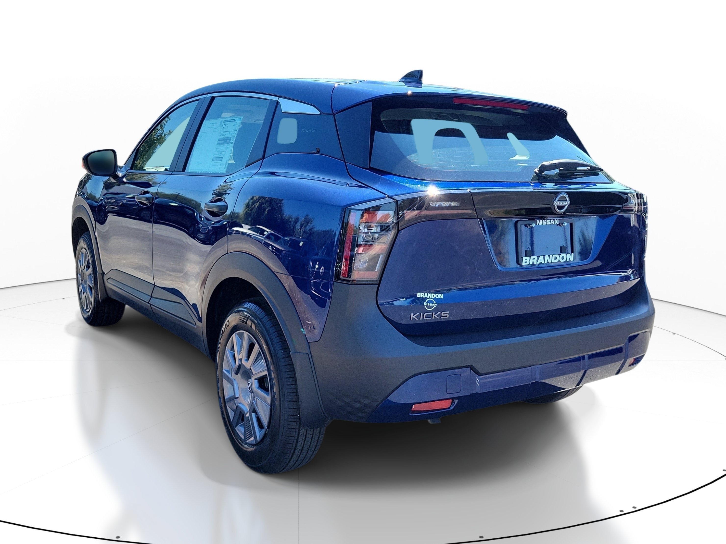 New 2027 Nissan Kicks S FWD image 5