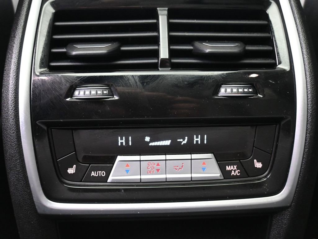 Used 2020 BMW X5 M Competition image 22