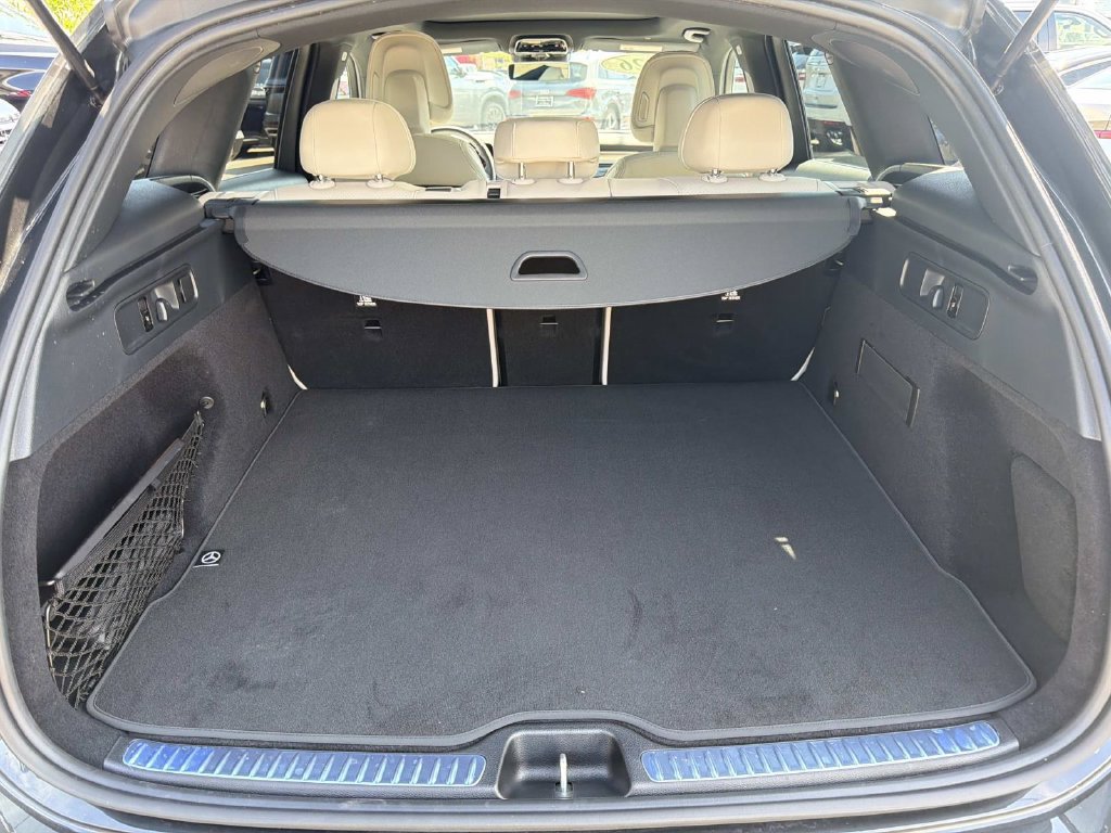 Used 2026 Mercedes-Benz GLC 300 4MATIC image 8