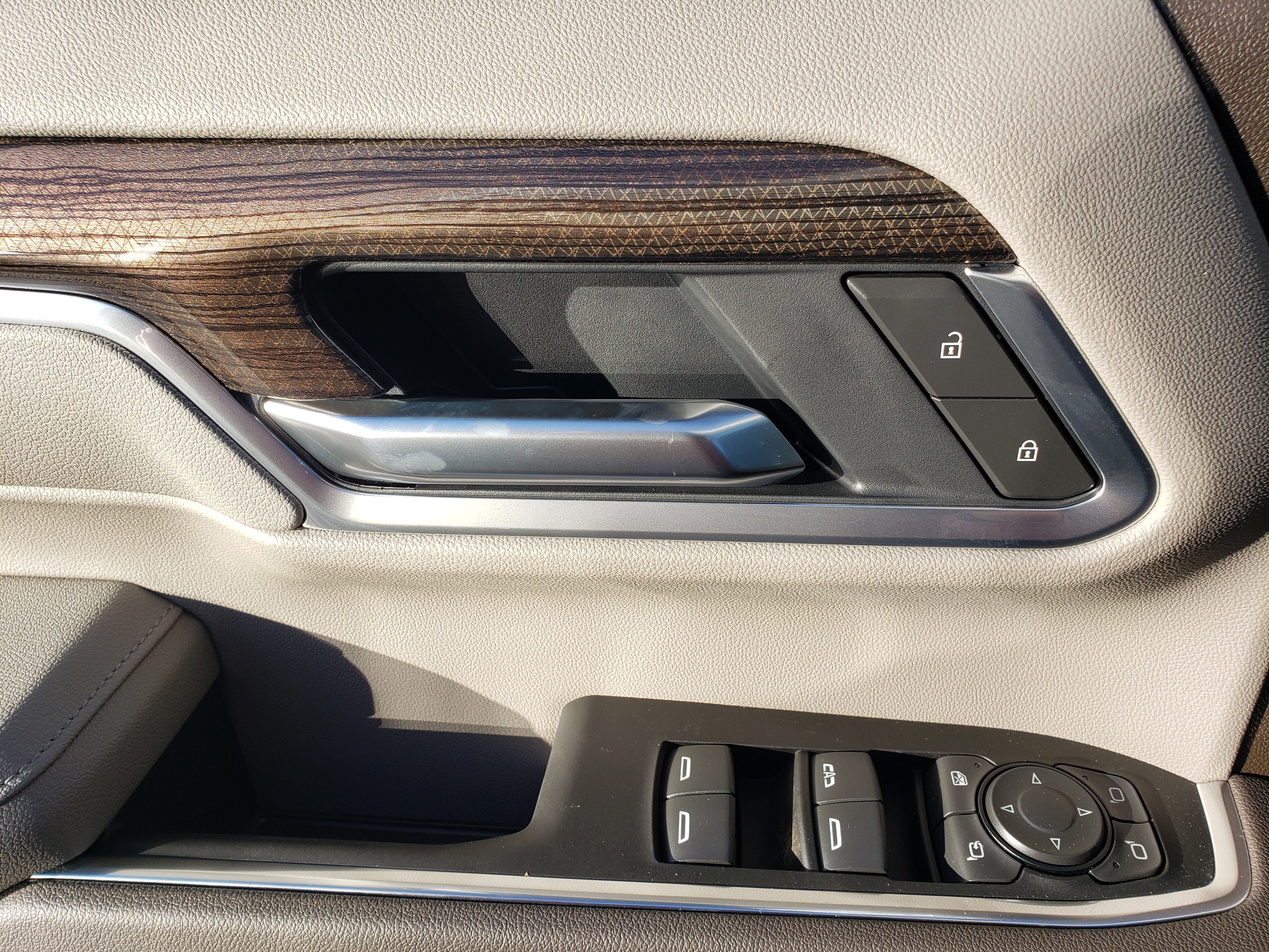 New 2026 Chevrolet Silverado 2500 LT w/ Z71 Chrome Sport Edition image 13