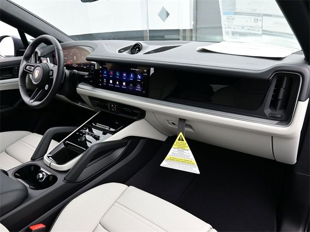 New 2026 Porsche Cayenne Coupe image 20