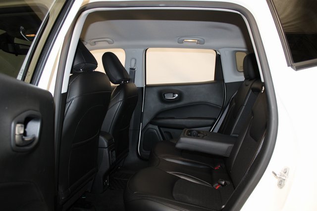 Used 2019 Jeep Compass Latitude image 9