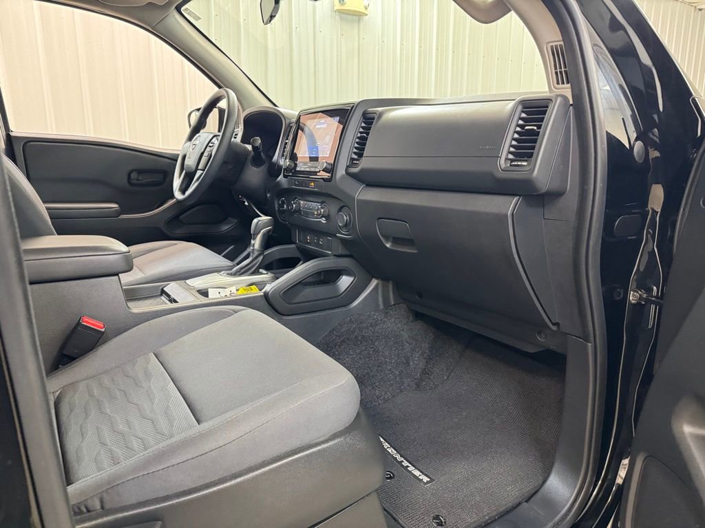 Used 2024 Nissan Frontier S w/ Technology Package image 23