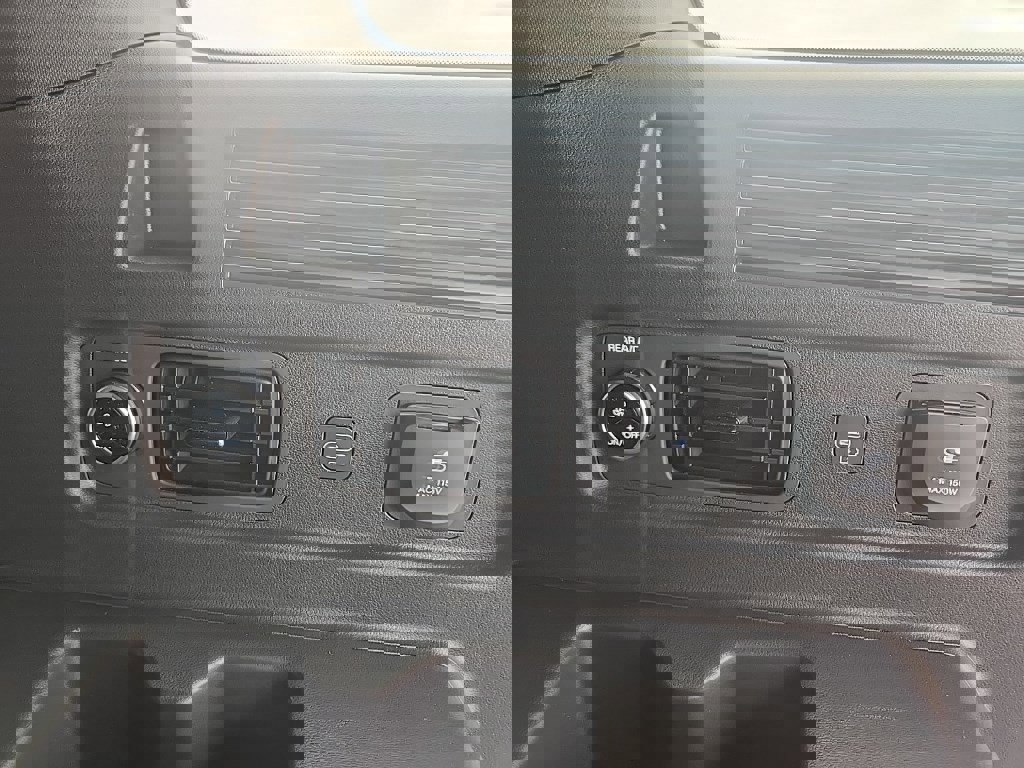 Used 2026 Hyundai Santa Fe Calligraphy image 37