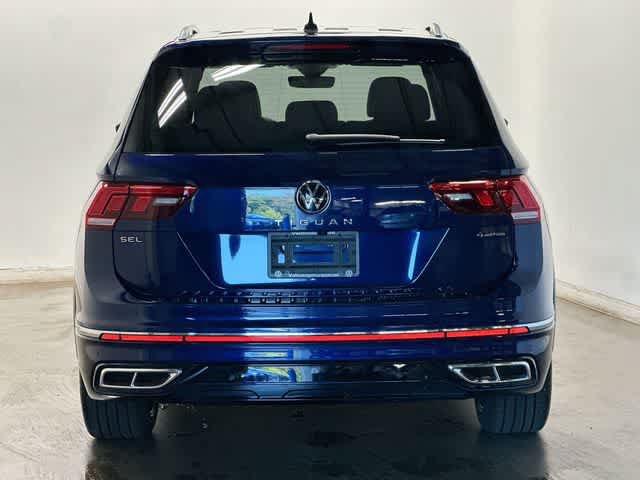 Used 2024 Volkswagen Tiguan SEL R-Line AWD/4WD image 4
