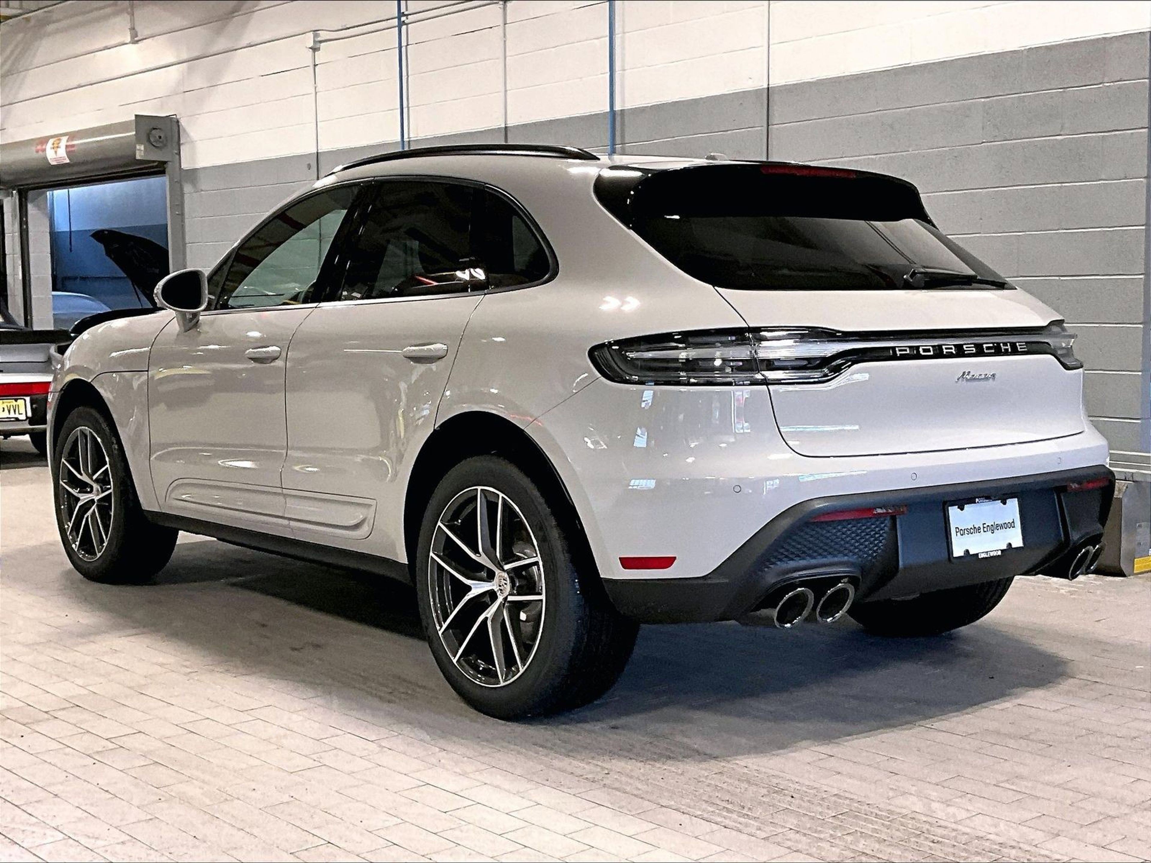 New 2026 Porsche Macan image 3