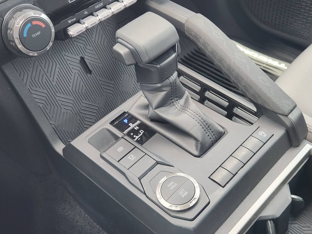 Used 2025 Toyota Tacoma SR5 RWD image 19