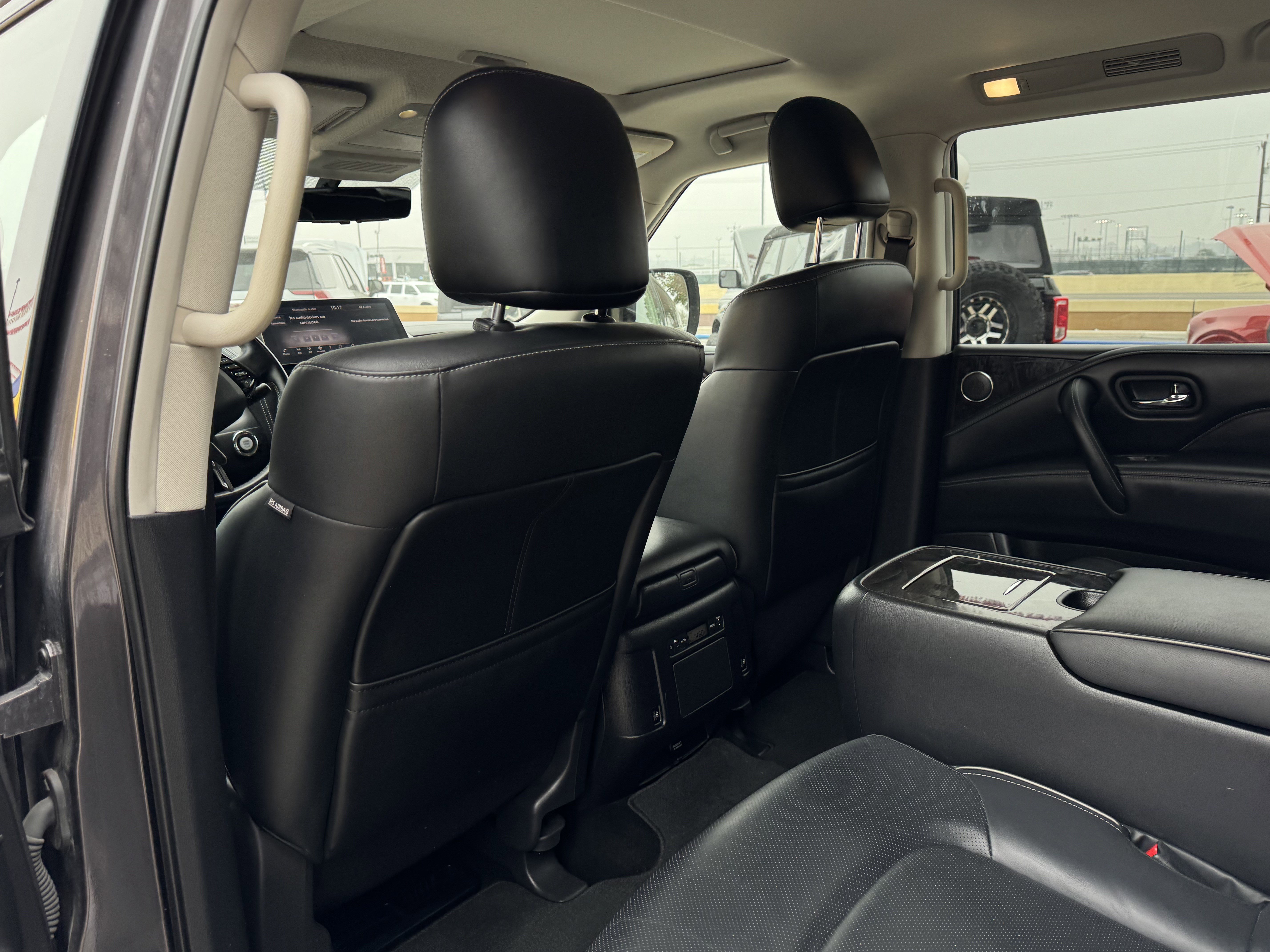 Used 2024 INFINITI QX80 Luxe image 15