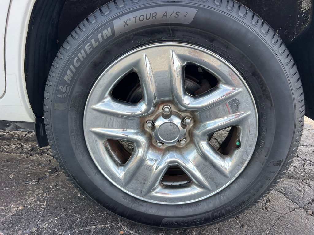Used 2012 Toyota RAV4 4WD w/ Value Pkg image 37