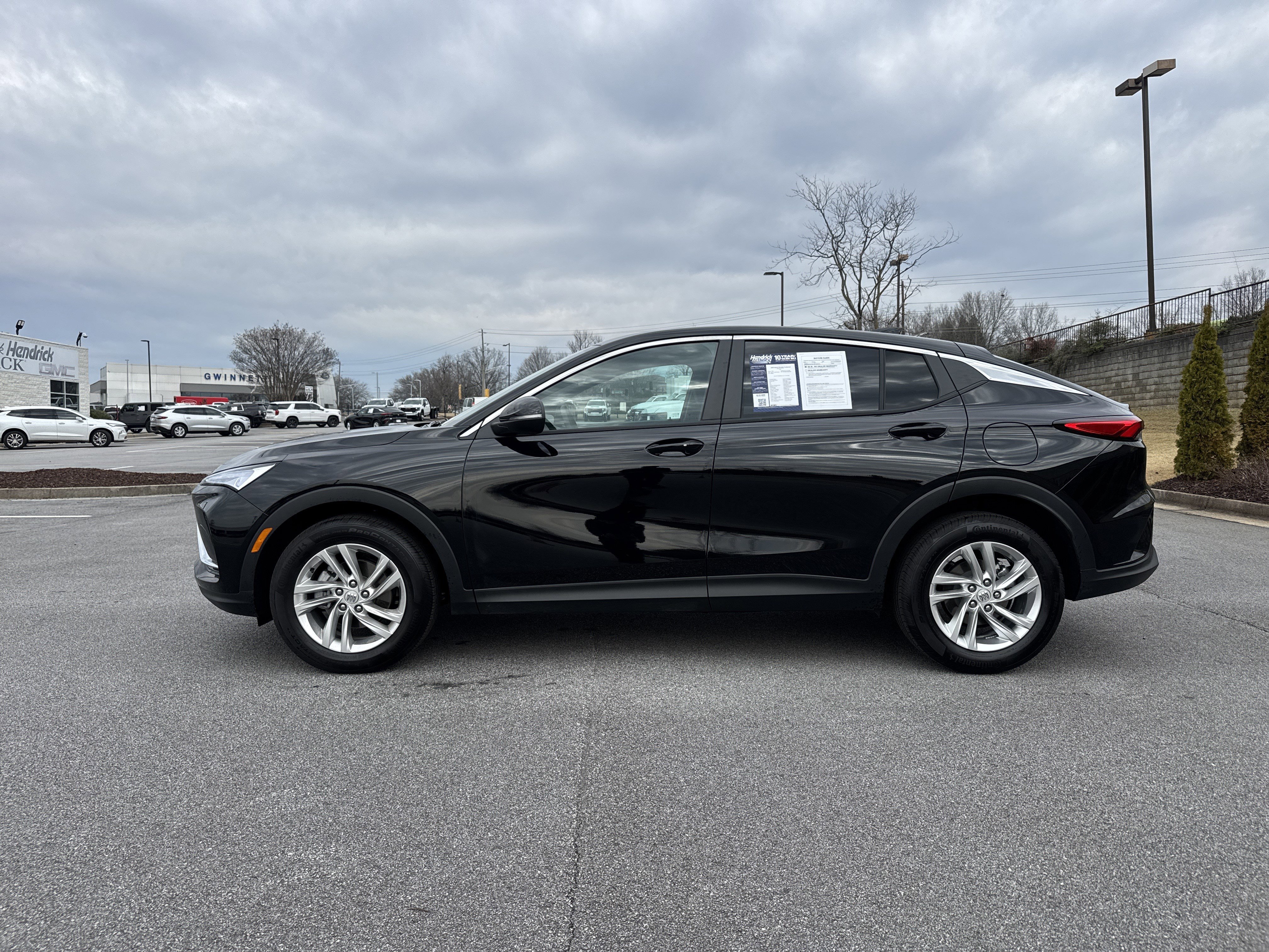 Used 2025 Buick Envista Preferred w/ Convenience I Package image 7