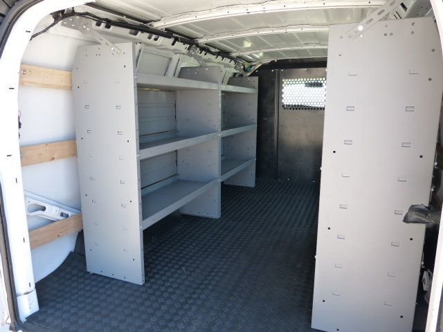 Used 2022 Chevrolet Express 2500 w/ Driver Convenience Package image 17