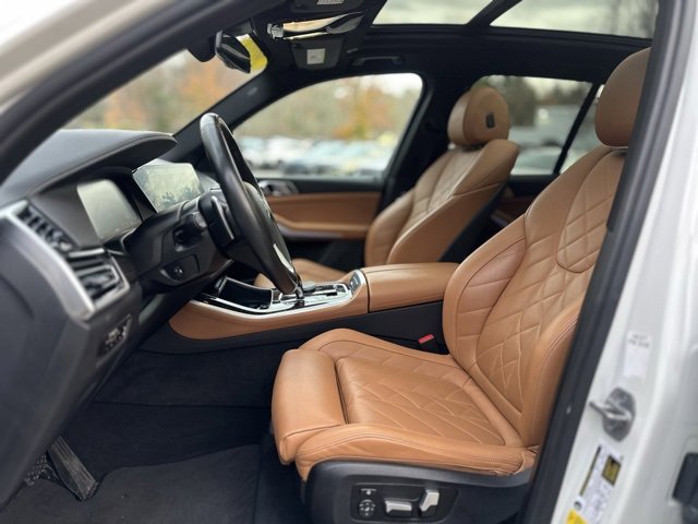 Used 2023 BMW X5 xDrive45e image 21