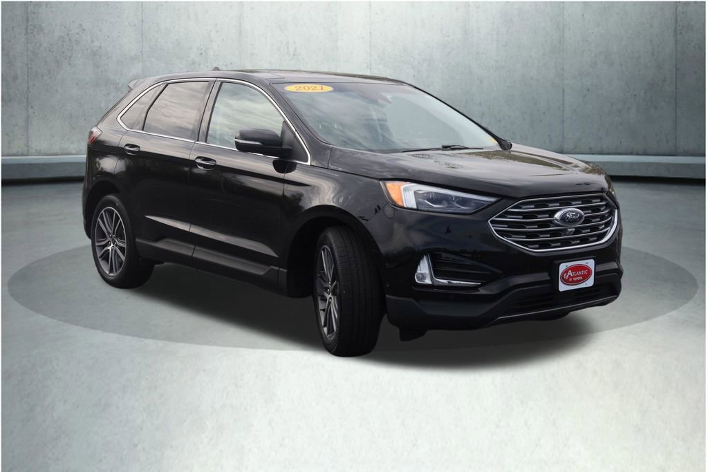 Used 2021 Ford Edge Titanium w/ Equipment Group 301A AWD/4WD image 9