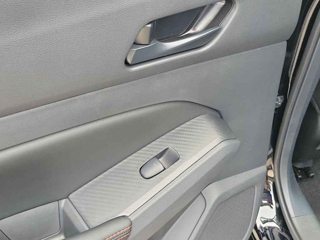 New 2026 Nissan Altima 2.5 SR FWD image 14