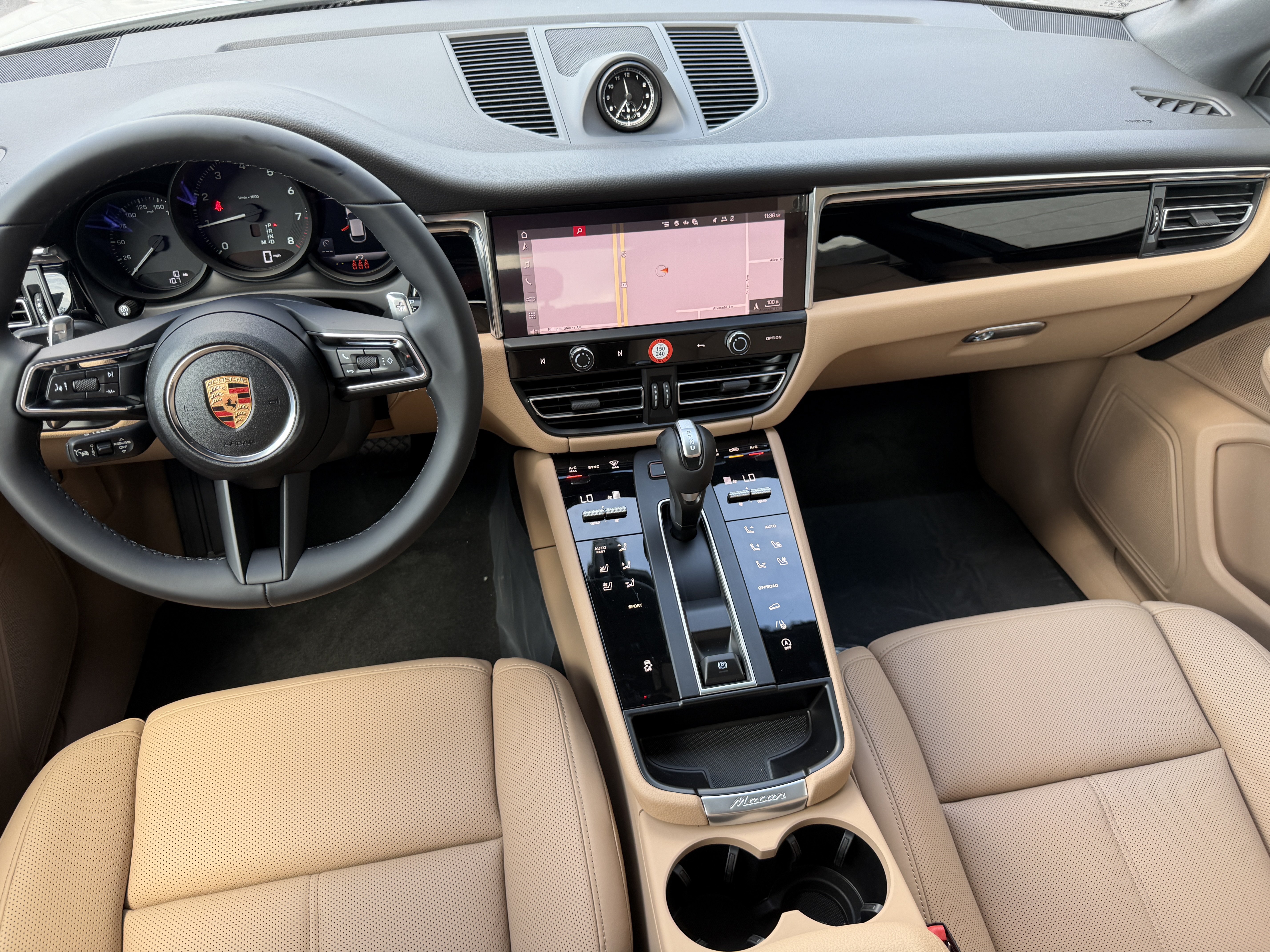 New 2026 Porsche Macan AWD/4WD image 55