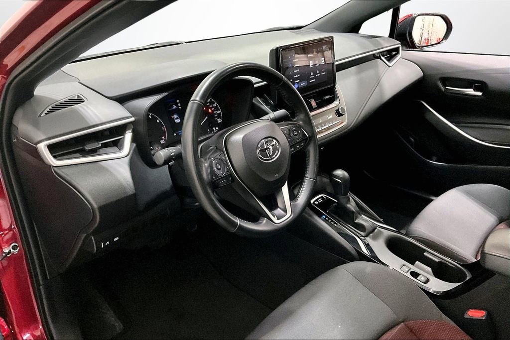 Used 2025 Toyota Corolla SE image 17