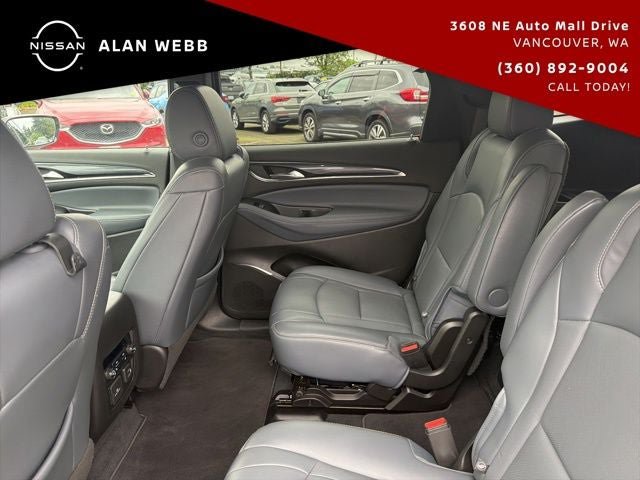 Used 2022 Buick Enclave Premium AWD/4WD image 26