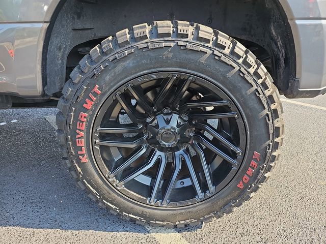 Used 2022 Ford F250 Lariat w/ Black Appearance Package AWD/4WD image 9