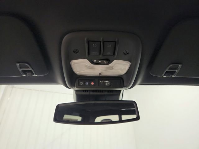 Used 2024 GMC Canyon AT4X image 22