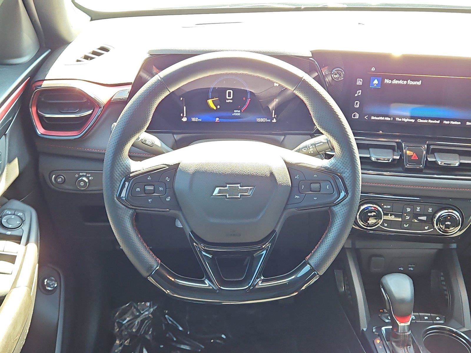 Used 2025 Chevrolet TrailBlazer RS w/ Convenience Package FWD image 11