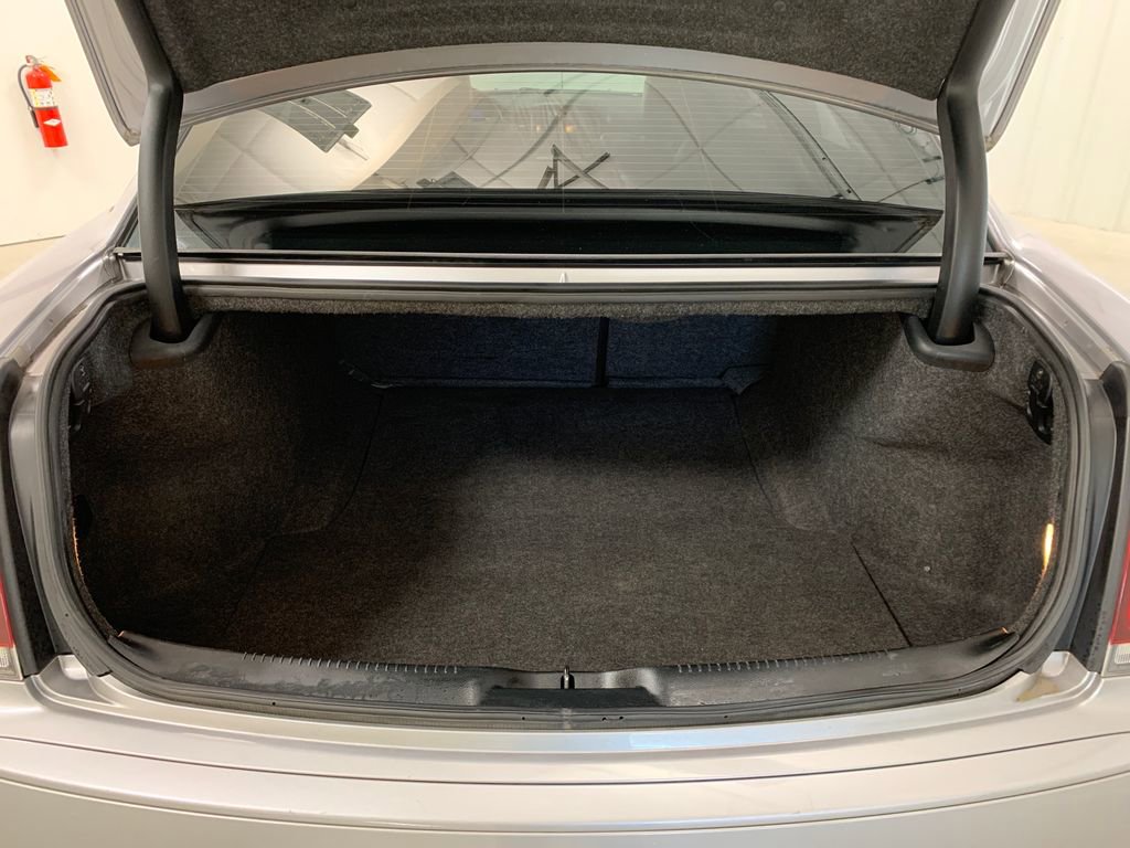 Used 2018 Chrysler 300 S w/ 300S Premium Group image 20