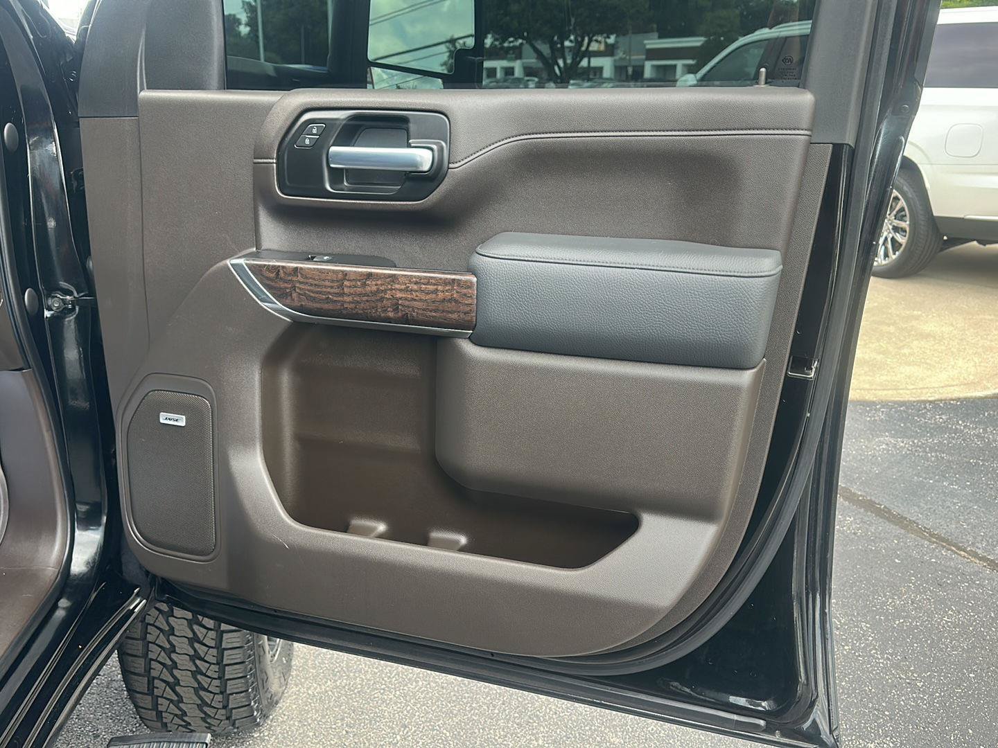 Used 2020 GMC Sierra 3500 Denali w/ Denali Ultimate Package AWD/4WD image 13