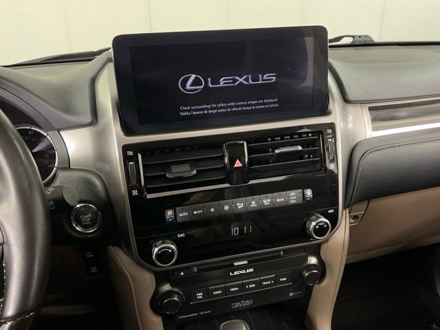 Used 2023 Lexus GX 460 Premium w/ Accessory Package image 22
