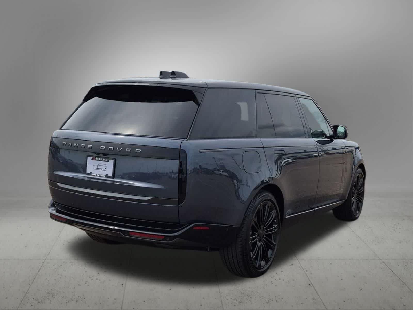 New 2026 Land Rover Range Rover Long Wheelbase SE AWD/4WD image 6