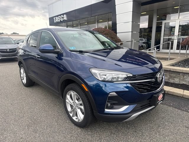 Used 2023 Buick Encore GX Preferred w/ Cold Weather Comfort Package AWD/4WD image 1