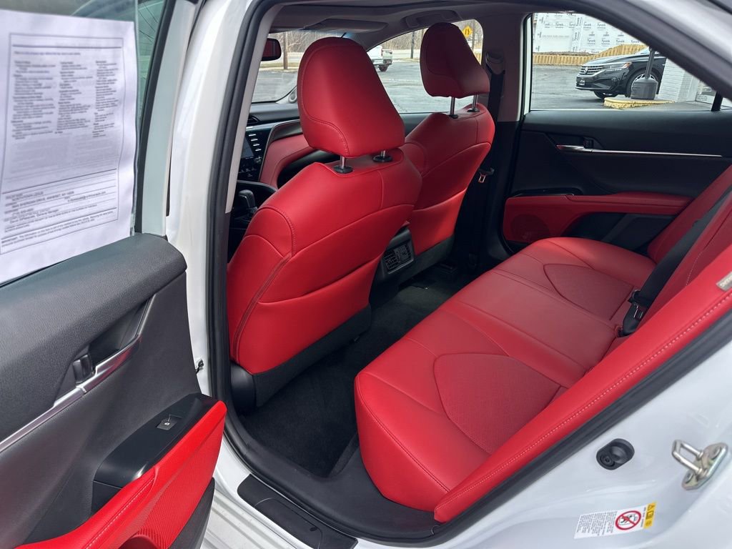 Used 2019 Toyota Camry XSE image 31