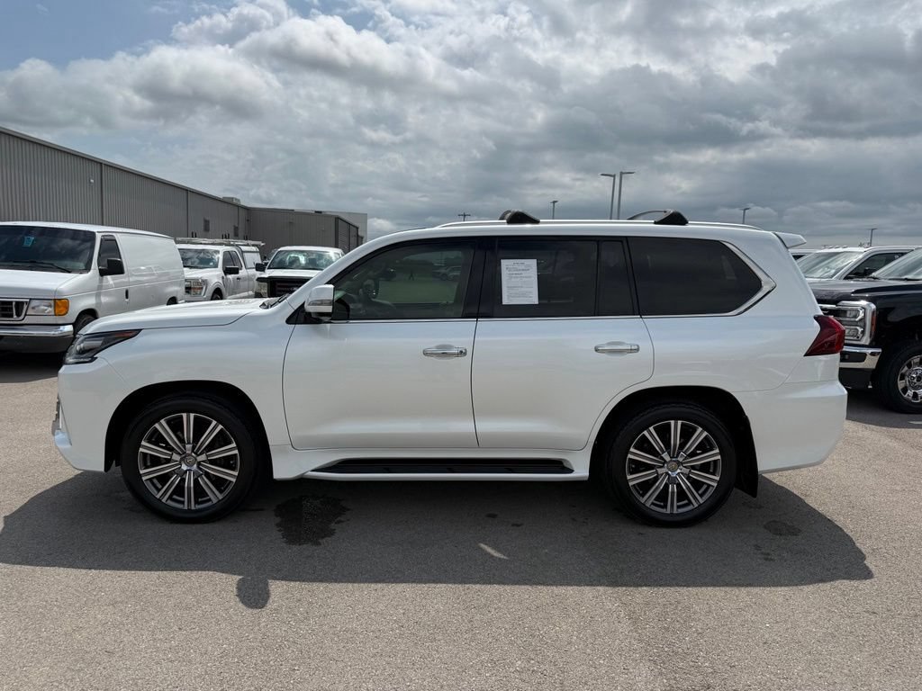 Used 2017 Lexus LX 570 4WD w/ Luxury Package image 41