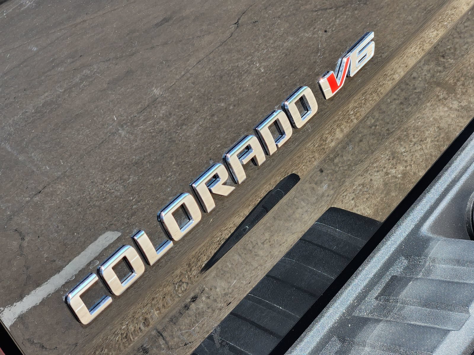 Used 2017 Chevrolet Colorado Z71 AWD/4WD image 18