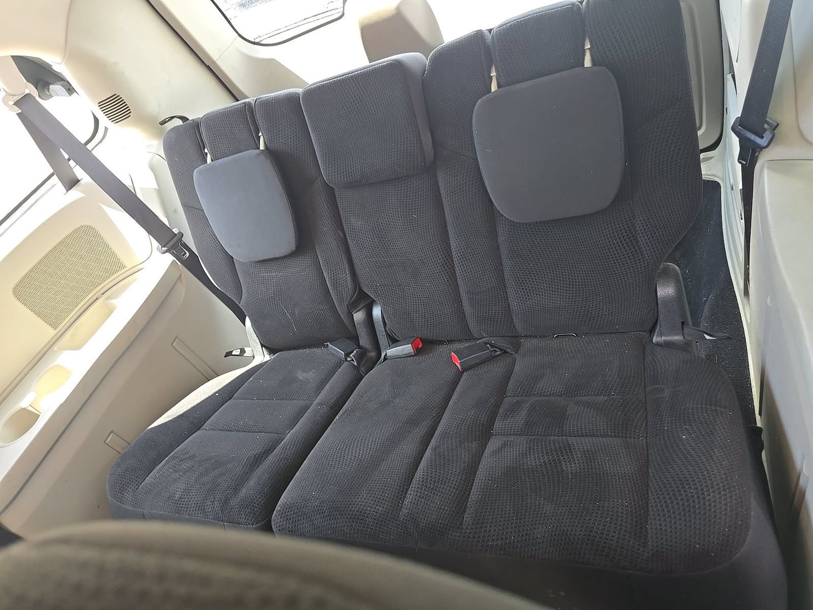 Used 2018 Dodge Grand Caravan SE w/ UConnect Hands-Free Group FWD image 10