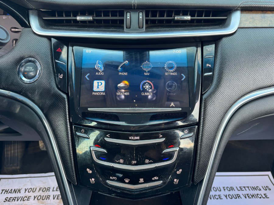 Used 2013 Cadillac XTS Luxury FWD image 21