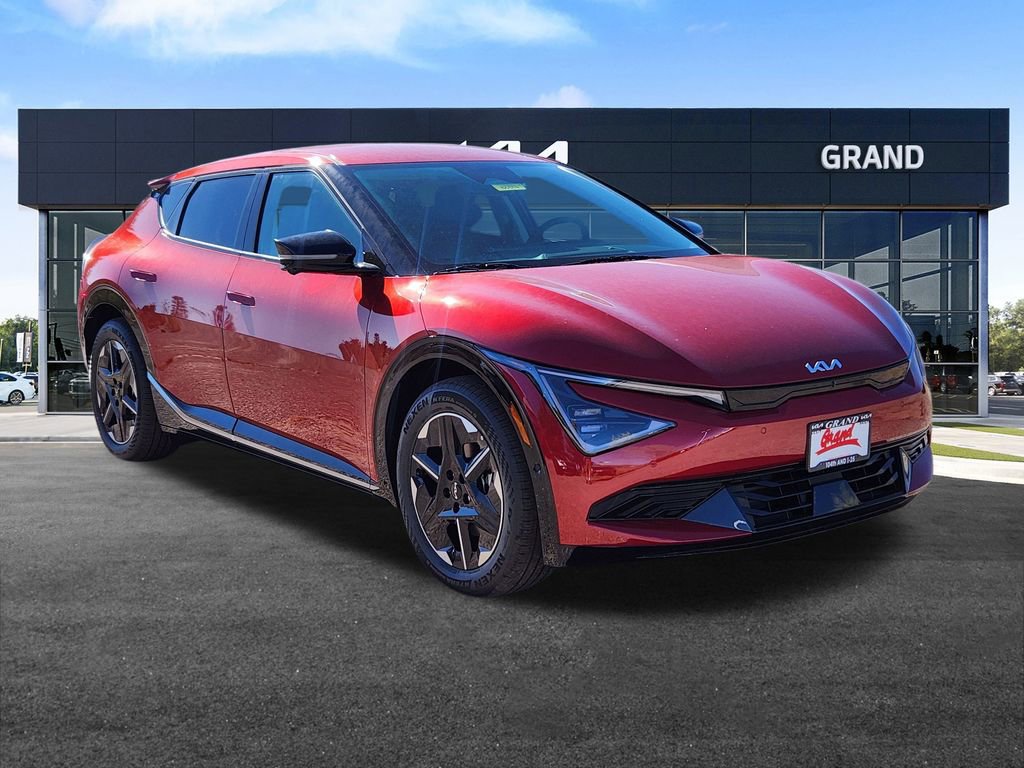 New 2025 Kia EV6 Wind image 2