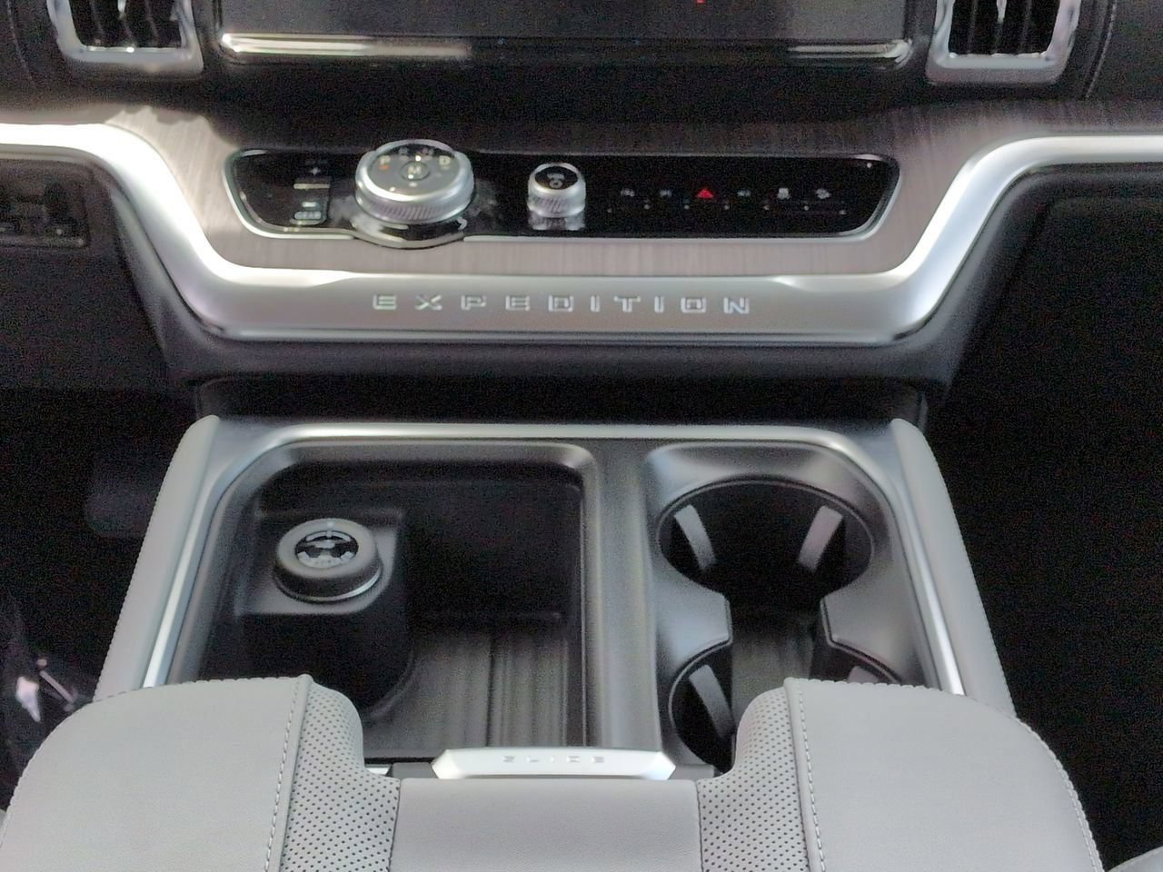 New 2026 Ford Expedition Max Platinum w/ Platinum Ultimate Package AWD/4WD image 19