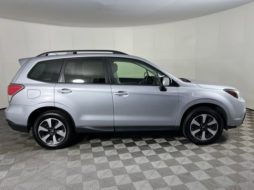 Used 2018 Subaru Forester 2.5i Premium image 5