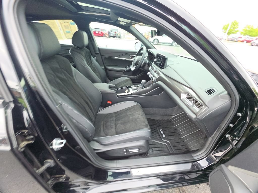 Certified 2024 Acura Integra A-Spec FWD image 32