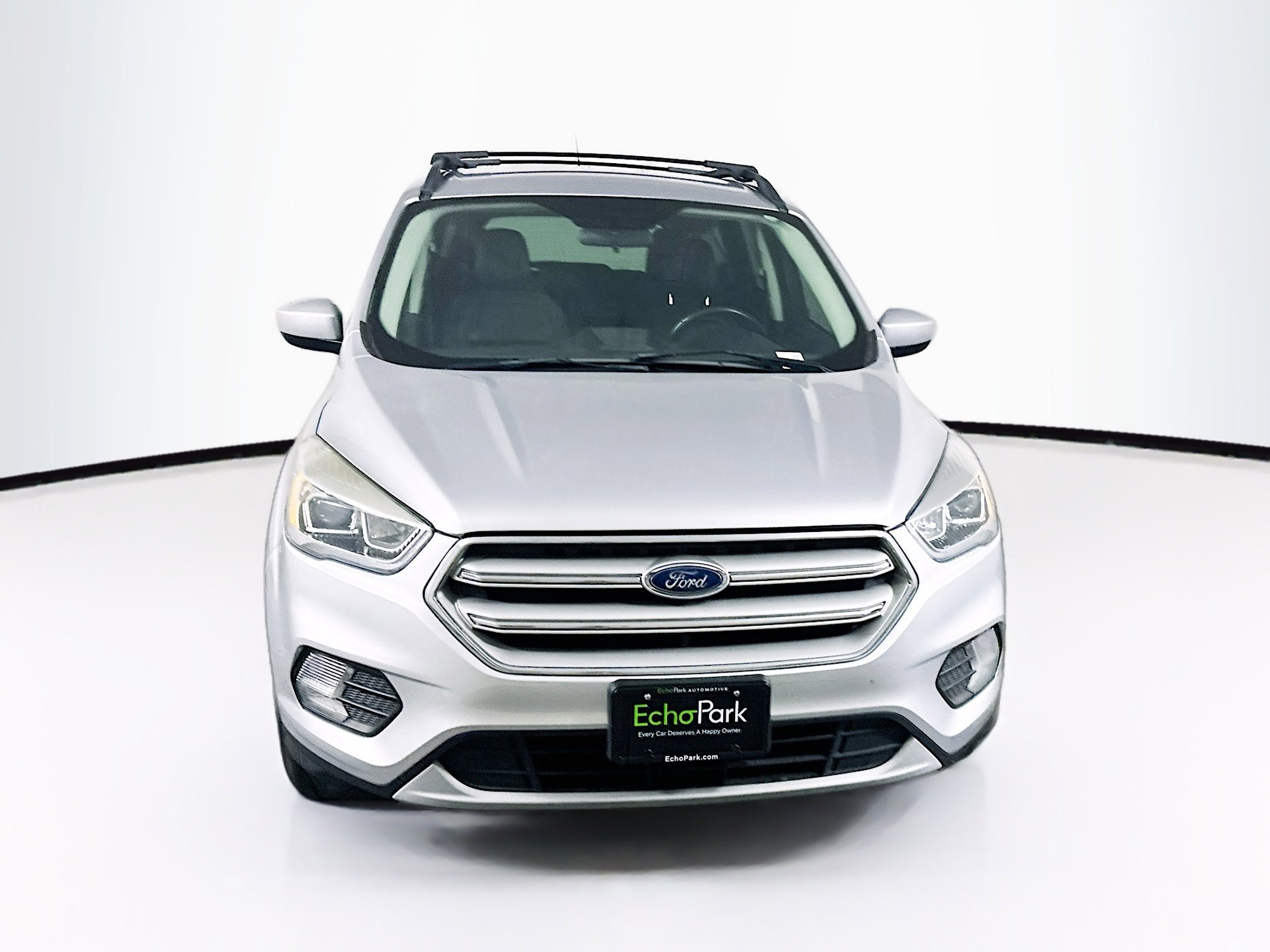 Used 2019 Ford Escape SEL image 2