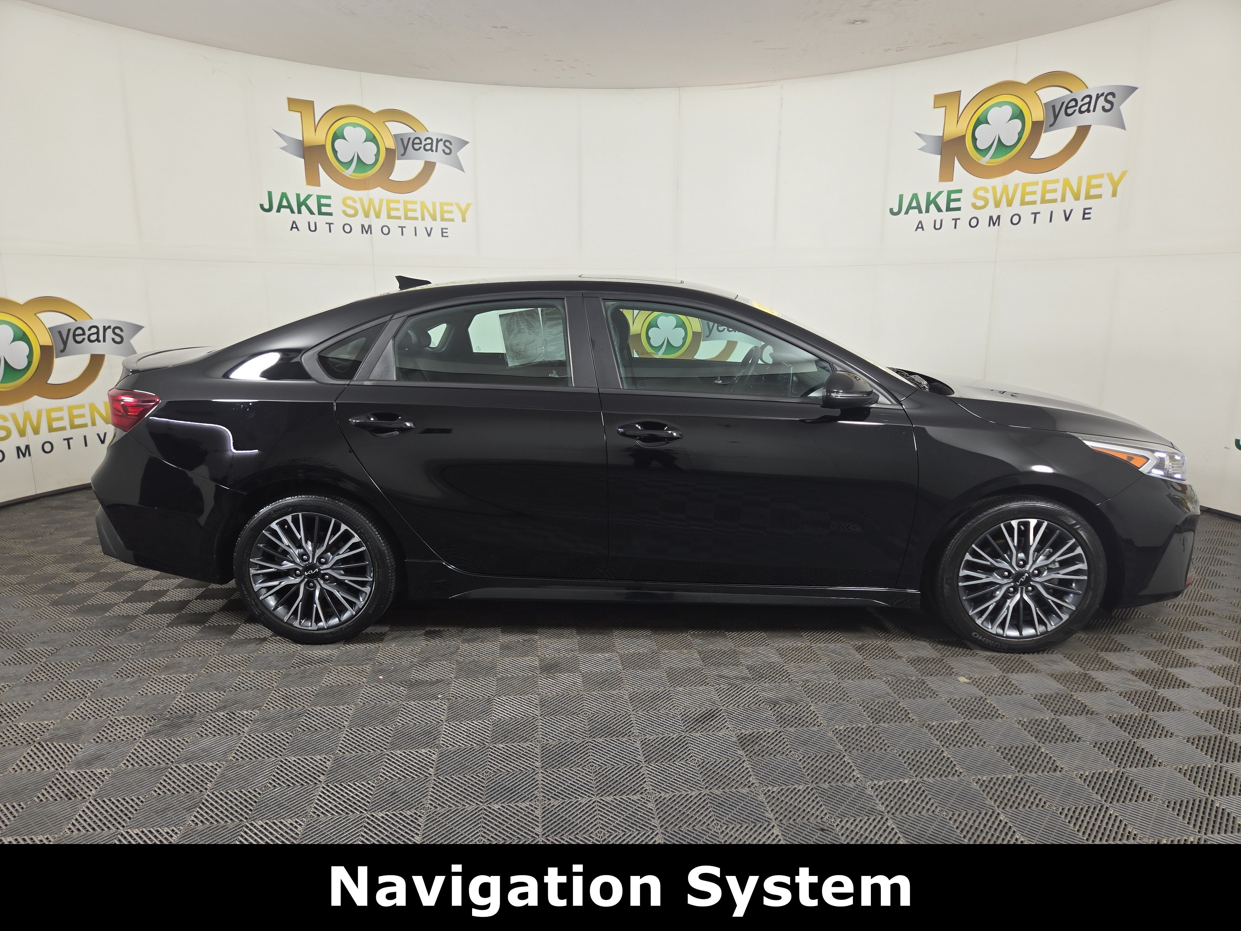 Used 2023 Kia Forte GT-Line w/ GT-Line Premium Package FWD image 10