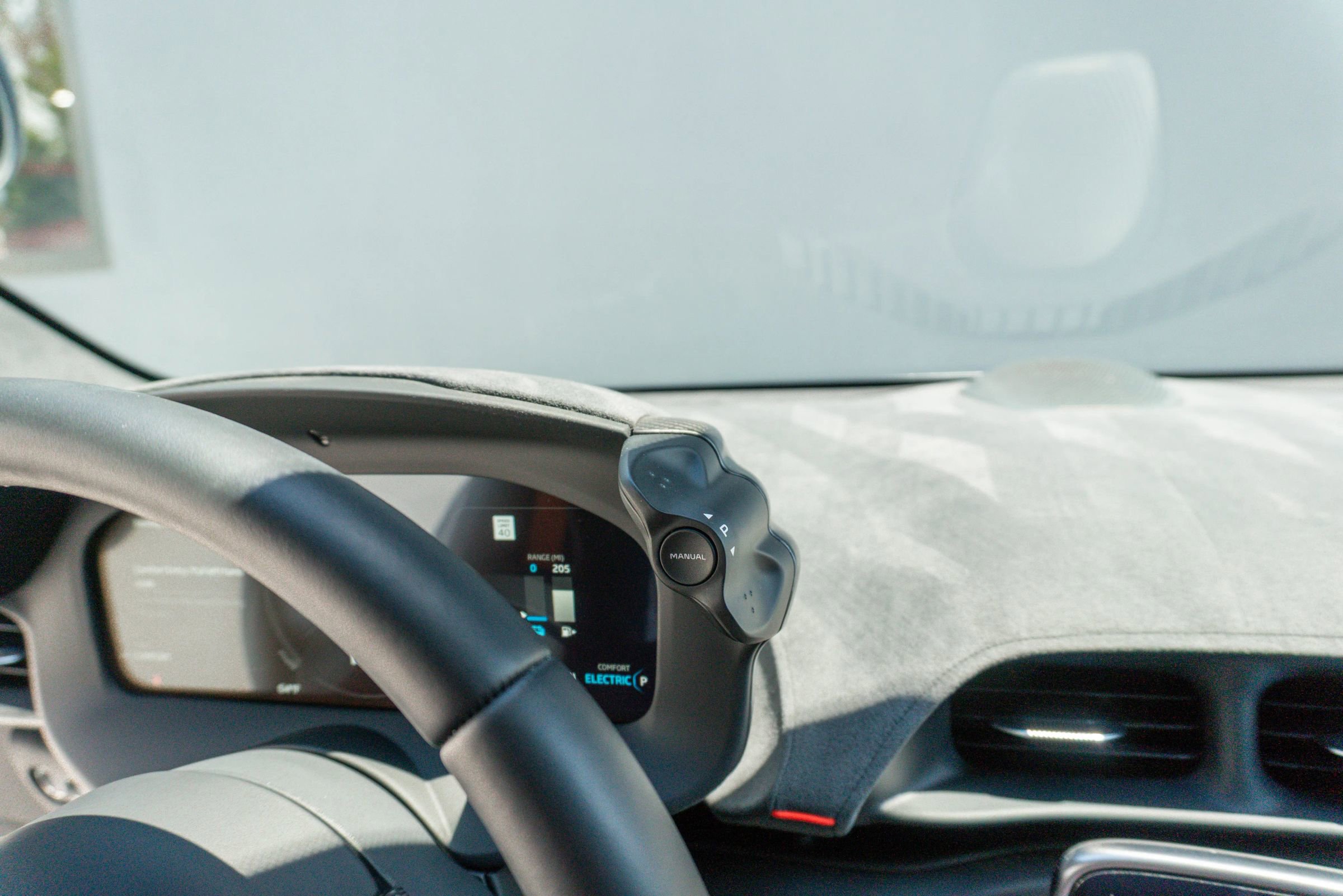 Used 2023 McLaren Artura RWD image 61