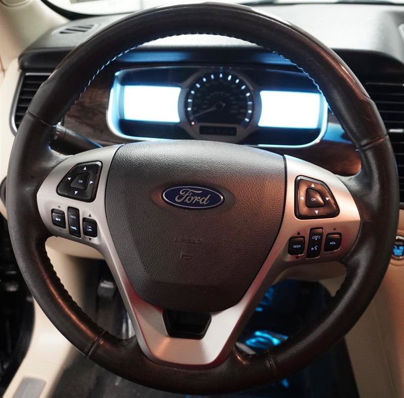 Used 2016 Ford Taurus Limited FWD image 12